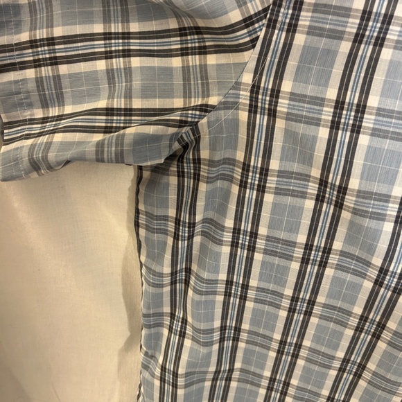 Men's Short Sleeve Blue Plaid Casual Button Down Shirt from NorthCrest Size XL - Picture 3 of 5